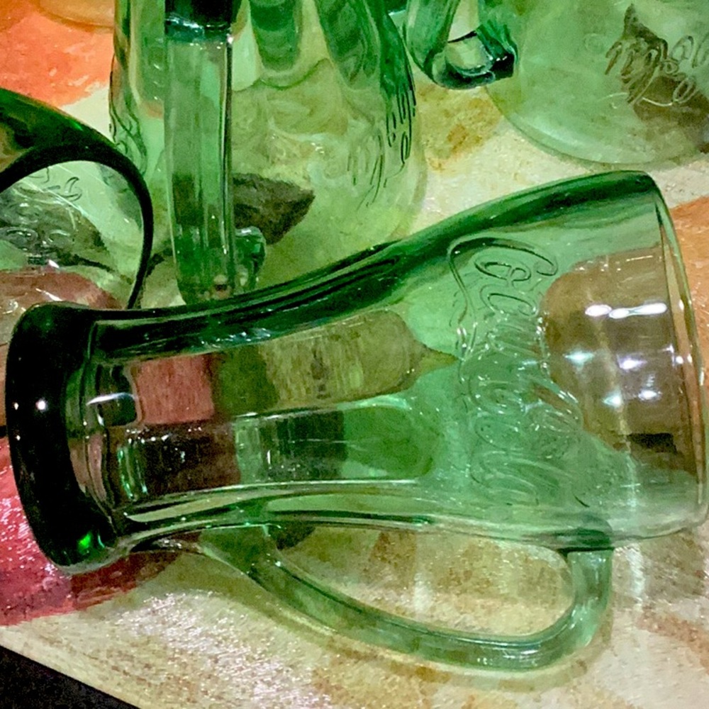 4 COCA COLA 10 OZ GLASSES.